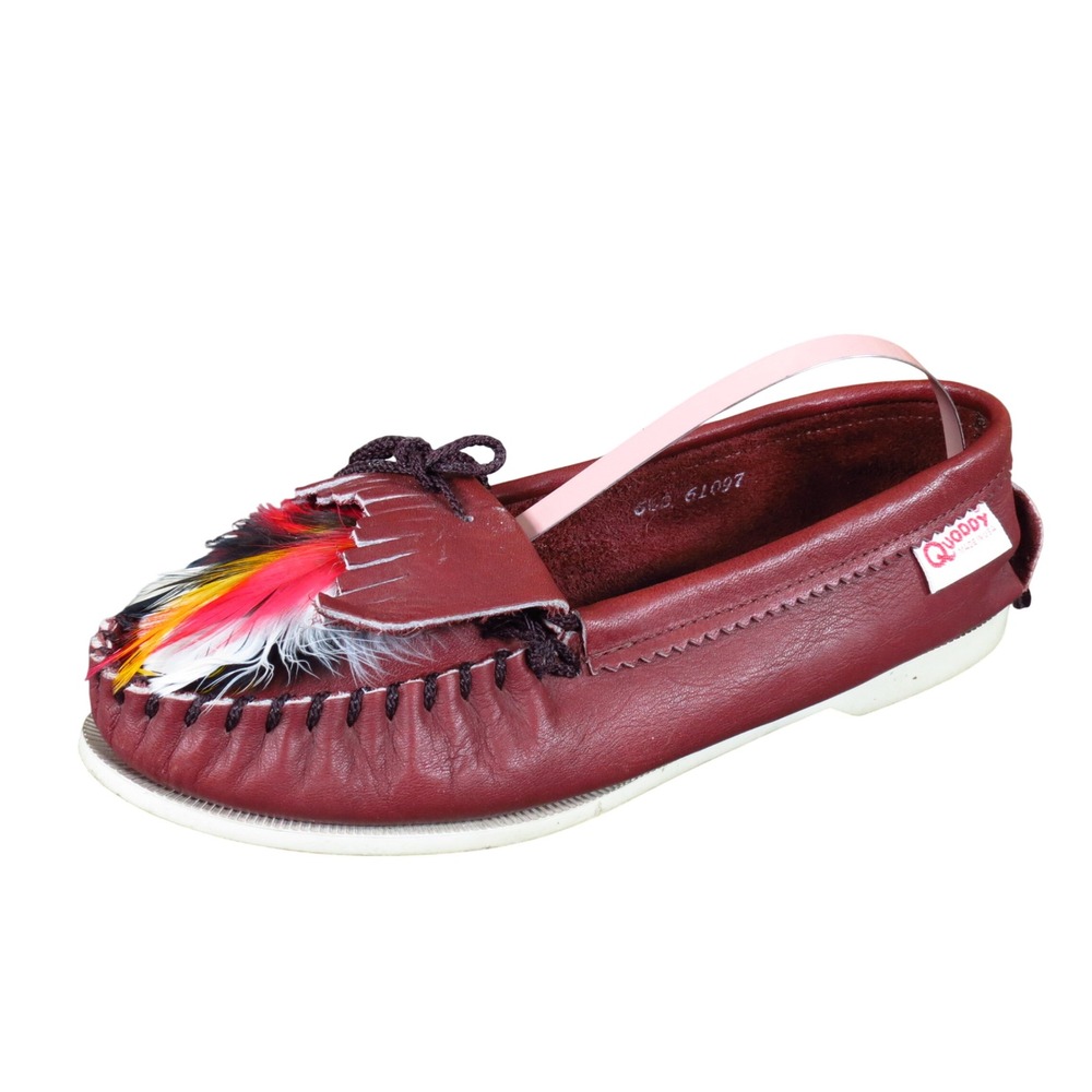 Quoddy Vintage Womens Moccasin Shoes 6.5 B Handcrafted Burgundy Leather Feathers